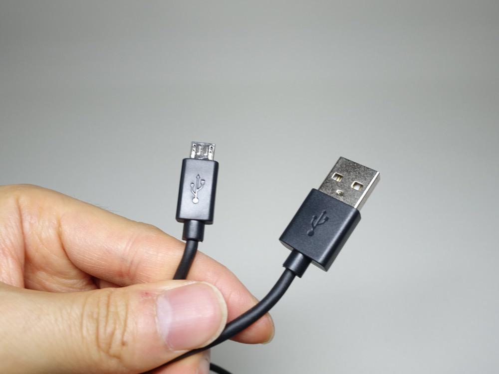 Belkin BOOST UP ワイヤレス充電器 USBケーブル